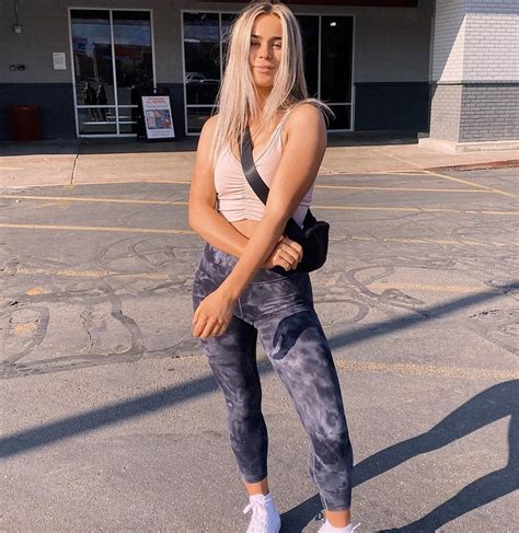 kylen suttner|TikTok Mom Shamed for Wearing Revealing Top to Gym: ‘Your。